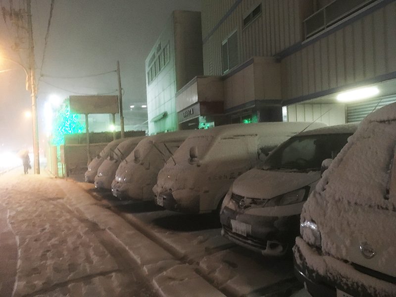 横浜大雪　正華本社工場　雪