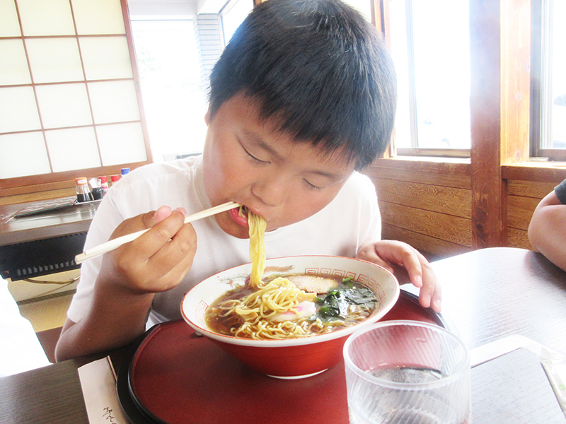 次男　昼ごはん