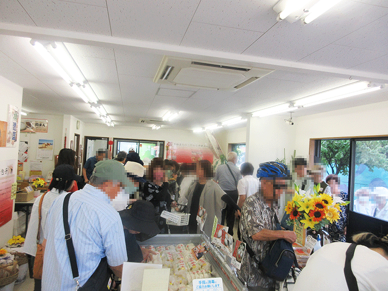 横浜バス旅行　中華お土産立ち寄り所