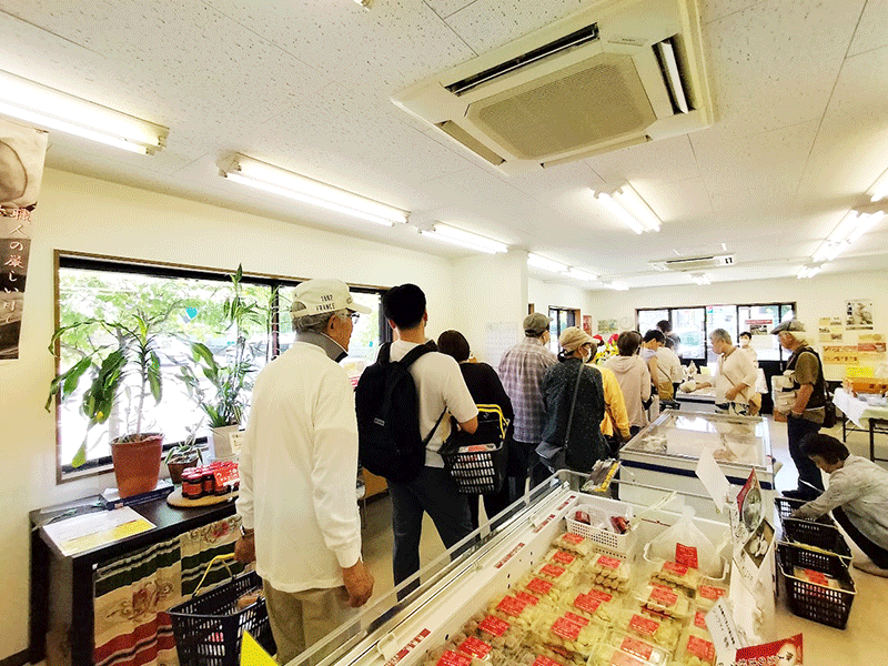 横浜観光 中華のお土産 バスが止められるお店