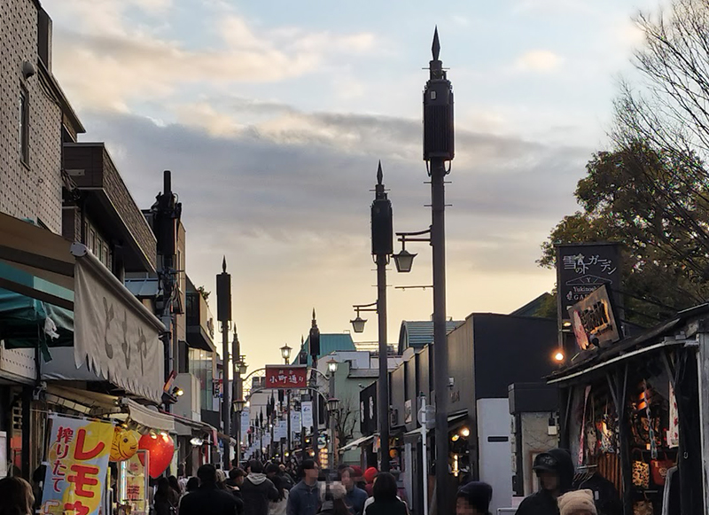 小町通り　休日