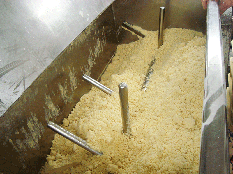 製麺　撹拌業務